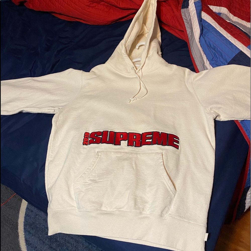 Men's Tan 2019 Supreme Hoodie Sz Medium